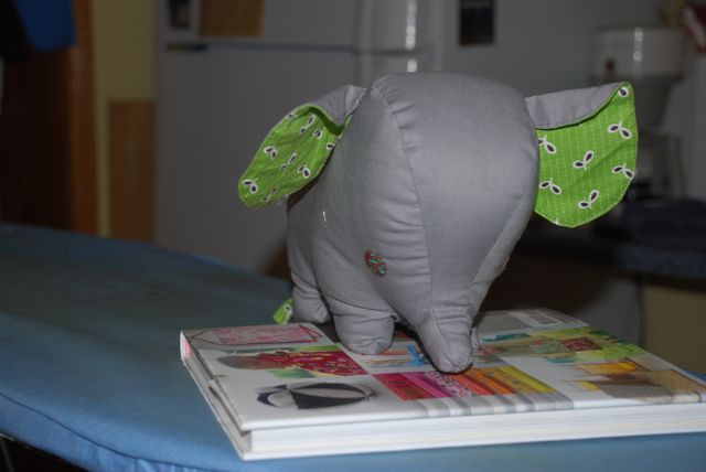 elephant-2.jpg