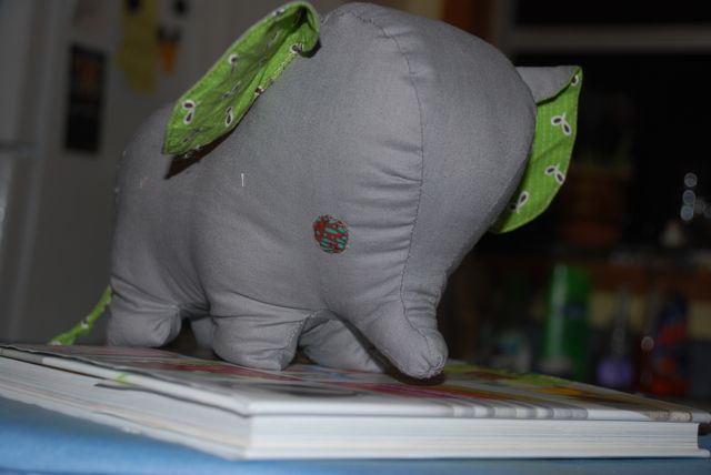 elephant-3.jpg